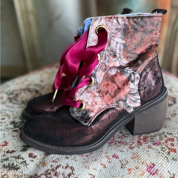 Irregular Choice Floral Velvet Ankle Boots with Satin Laces unique boots - Picture 3 of 11